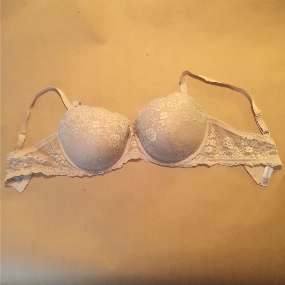 Like new 38D lace bra